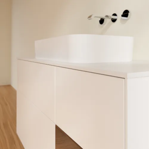 Bild von VILLEROY BOCH Finion Waschbeckenunterschrank, mit Beleuchtung, 3 Auszüge, 1200 x 603 x 501 mm, White Matt Lacquer / Walnut Veneer / Glass White Matt #G711GNMT