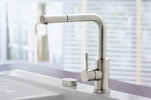 Bild von VILLEROY BOCH Steel Shower Niederdruck Küchenarmatur, aus Edelstahl, Edelstahl massiv #969711LC