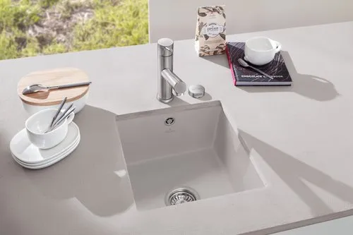 Bild von VILLEROY BOCH Subway 45 SU Unterbauspüle, inklusive Ablaufgarnitur mit Excenterbetätigung, aus Keramik, 375 x 440 mm, Fossil CeramicPlus #332402KD