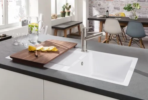 Bild von VILLEROY BOCH Siluet 50 flat flächenbündige Spüle, inklusive Ablaufgarnitur mit Handbetätigung, aus TitanCeram, 880 x 490 mm, Graphite CeramicPlus #33351FI4