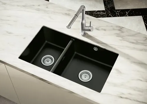 Bild von VILLEROY BOCH Subway 80 U Unterbauspüle, inklusive Ablaufgarnitur mit Handbetätigung, aus Keramik, 440 x 750 mm, Pure Black #338801R7