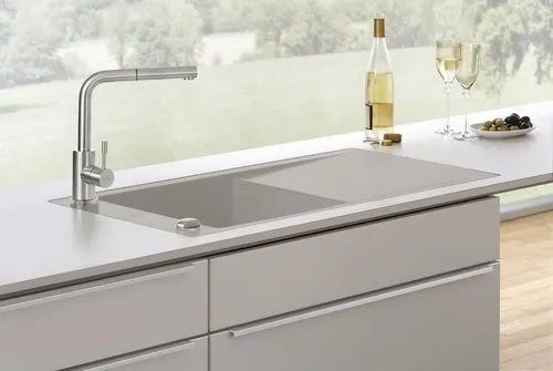 Bild von VILLEROY BOCH Timeline 60 flat flächenbündige Spüle, inklusive Ablaufgarnitur mit Excenterbetätigung, aus Keramik, 965 x 475 mm, Snow White CeramicPlus #67902FKG