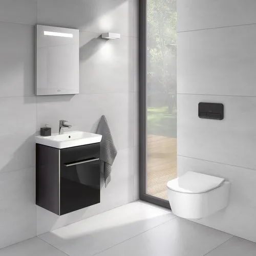 Obrázek VILLEROY BOCH Avento toaletní skříňka, 1 dvířka, 430 x 514 x 384 mm, Crystal Black #A88700B3