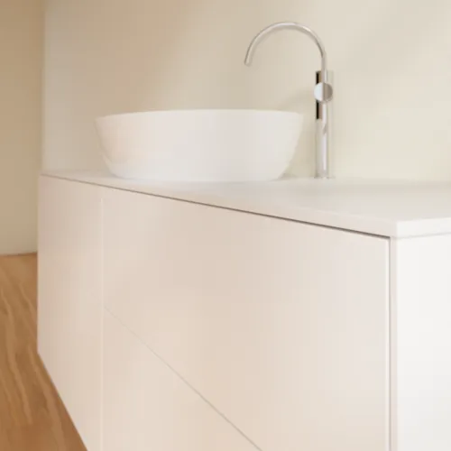 Bild von VILLEROY BOCH Finion Waschbeckenunterschrank, mit Beleuchtung, 4 Auszüge, 1600 x 603 x 501 mm, White Matt Lacquer / Glass White Matt #G97100MT