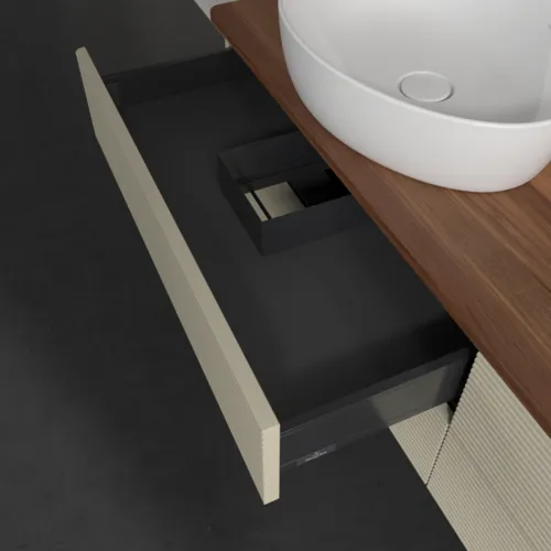 Bild von VILLEROY BOCH Antao Waschbeckenunterschrank, 4 Auszüge, 1600 x 360 x 500 mm, Front mit Struktur, Silk Grey Matt Lacquer / Warm Walnut #K26112HJ