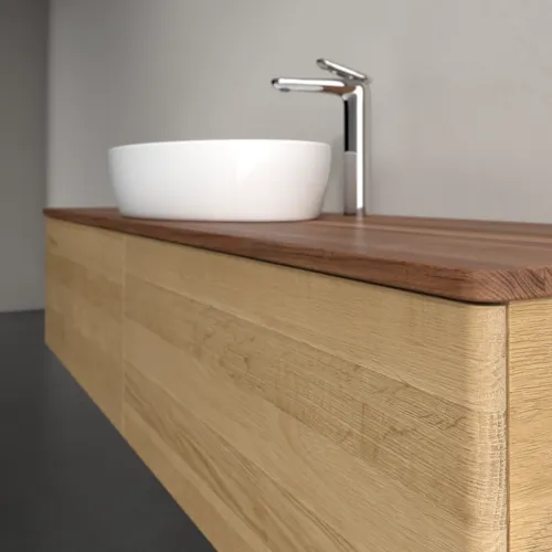Bild von VILLEROY BOCH Antao Waschbeckenunterschrank, 2 Auszüge, 1600 x 360 x 500 mm, Front ohne Struktur, Honey Oak / Warm Walnut #K36052HN