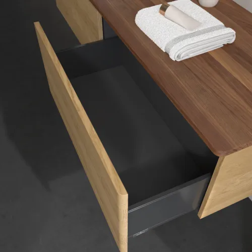 Bild von VILLEROY BOCH Antao Waschbeckenunterschrank, 2 Auszüge, 1600 x 360 x 500 mm, Front ohne Struktur, Honey Oak / Warm Walnut #K37012HN