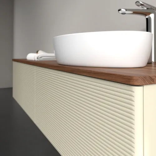 Bild von VILLEROY BOCH Antao Waschbeckenunterschrank, 2 Auszüge, 1600 x 360 x 500 mm, Front mit Struktur, Silk Grey Matt Lacquer / Warm Walnut #K38152HJ