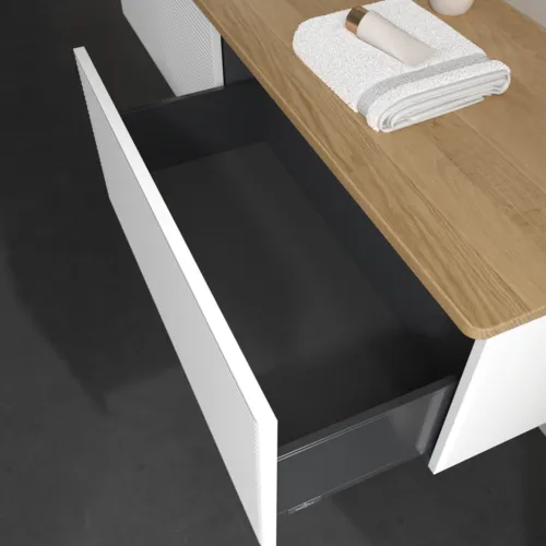 Bild von VILLEROY BOCH Antao Waschbeckenunterschrank, 2 Auszüge, 1600 x 360 x 500 mm, Front mit Struktur, White Matt Lacquer / Honey Oak #K37151MT