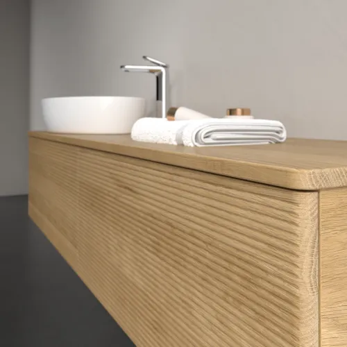 Bild von VILLEROY BOCH Antao Waschbeckenunterschrank, 2 Auszüge, 1600 x 360 x 500 mm, Front mit Struktur, Honey Oak / Honey Oak #K37151HN