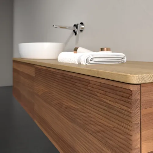 Bild von VILLEROY BOCH Antao Waschbeckenunterschrank, 2 Auszüge, 1600 x 360 x 500 mm, Front mit Struktur, Warm Walnut / Honey Oak #K37111HM