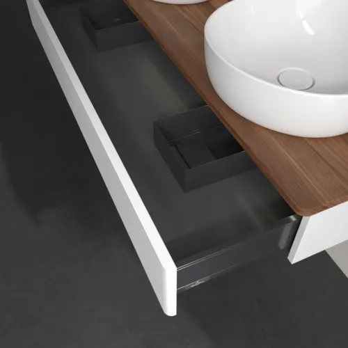 Bild von VILLEROY BOCH Antao Waschbeckenunterschrank, mit Beleuchtung, 1 Auszug, 1200 x 190 x 500 mm, Front mit Struktur, Glossy White Lacquer / Warm Walnut #L13112GF