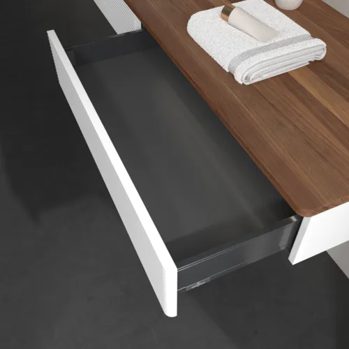 Bild von VILLEROY BOCH Antao Waschbeckenunterschrank, mit Beleuchtung, 2 Auszüge, 1600 x 190 x 500 mm, Front mit Struktur, White Matt Lacquer / Warm Walnut #L15152MT