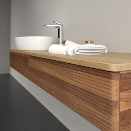 Bild von VILLEROY BOCH Antao Waschbeckenunterschrank, mit Beleuchtung, 2 Auszüge, 1600 x 190 x 500 mm, Front mit Struktur, Warm Walnut / Honey Oak #L15151HM