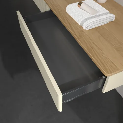 Bild von VILLEROY BOCH Antao Waschbeckenunterschrank, mit Beleuchtung, 2 Auszüge, 1600 x 190 x 500 mm, Front mit Struktur, Silk Grey Matt Lacquer / Honey Oak #L15151HJ