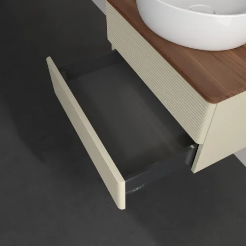 Bild von VILLEROY BOCH Antao Waschbeckenunterschrank, mit Beleuchtung, 2 Auszüge, 600 x 360 x 500 mm, Front mit Struktur, Silk Grey Matt Lacquer / Warm Walnut #L18152HJ