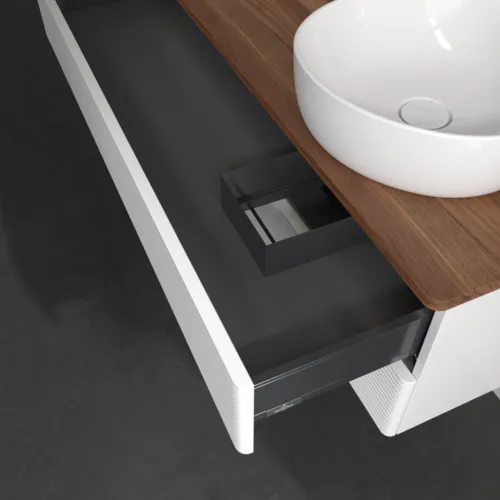 Bild von VILLEROY BOCH Antao Waschbeckenunterschrank, mit Beleuchtung, 2 Auszüge, 1200 x 360 x 500 mm, Front mit Struktur, Glossy White Lacquer / Warm Walnut #L23112GF
