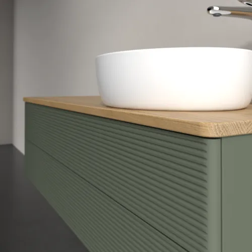 Bild von VILLEROY BOCH Antao Waschbeckenunterschrank, mit Beleuchtung, 2 Auszüge, 1200 x 360 x 500 mm, Front mit Struktur, Leaf Green Matt Lacquer / Honey Oak #L23151HL