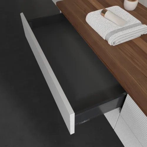 Bild von VILLEROY BOCH Antao Waschbeckenunterschrank, mit Beleuchtung, 4 Auszüge, 1600 x 360 x 500 mm, Front mit Struktur, Glossy White Lacquer / Warm Walnut #L27112GF