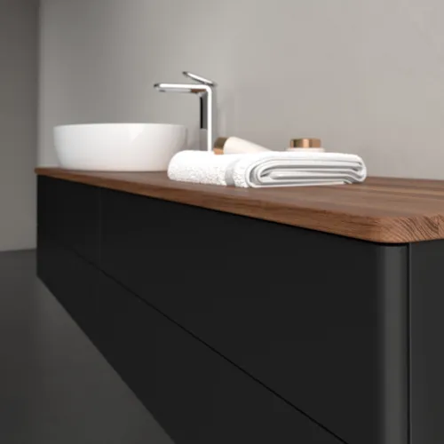 Bild von VILLEROY BOCH Antao Waschbeckenunterschrank, mit Beleuchtung, 4 Auszüge, 1600 x 360 x 500 mm, Front ohne Struktur, Black Matt Lacquer / Warm Walnut #L26052PD