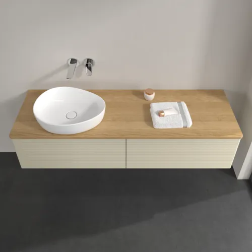 Bild von VILLEROY BOCH Antao Waschbeckenunterschrank, mit Beleuchtung, 2 Auszüge, 1600 x 360 x 500 mm, Front mit Struktur, Silk Grey Matt Lacquer / Honey Oak #L37111HJ
