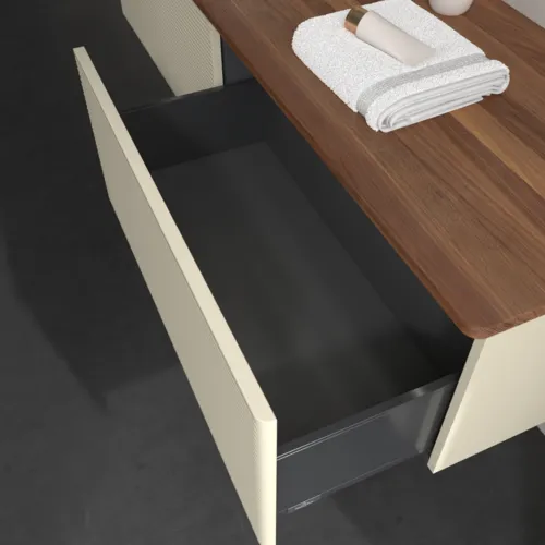 Bild von VILLEROY BOCH Antao Waschbeckenunterschrank, mit Beleuchtung, 2 Auszüge, 1600 x 360 x 500 mm, Front mit Struktur, Silk Grey Matt Lacquer / Warm Walnut #L37112HJ