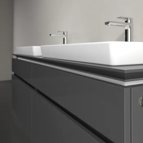 Bild von VILLEROY BOCH Legato Waschbeckenunterschrank, mit Beleuchtung, 4 Auszüge, 1600 x 550 x 500 mm, Glossy Grey / Glossy Grey #B693L0FP