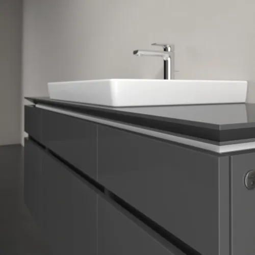 Bild von VILLEROY BOCH Legato Waschbeckenunterschrank, mit Beleuchtung, 5 Auszüge, 1400 x 550 x 500 mm, Glossy Grey / Glossy Grey #B685L0FP