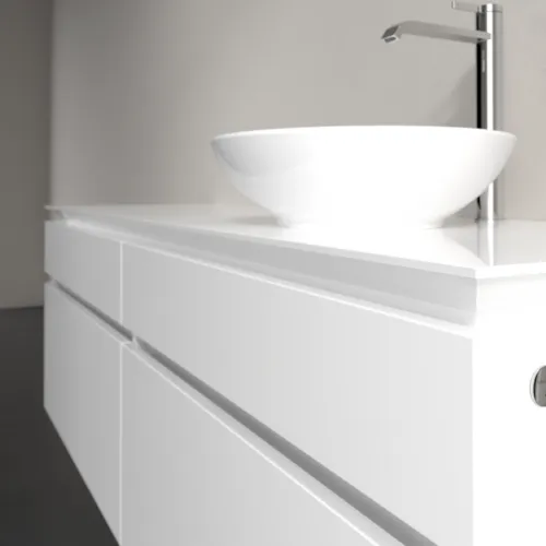 Bild von VILLEROY BOCH Legato Waschbeckenunterschrank, mit Beleuchtung, 4 Auszüge, 1600 x 550 x 500 mm, Glossy White / Glossy White #B598L0DH
