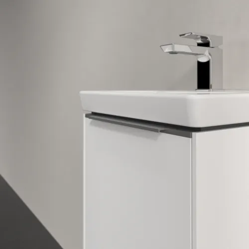 Obrázek VILLEROY BOCH Subway 3.0 Vanity unit, 1 dvířka, 351 x 429 x 309 mm, Brilliant White #C58300VE