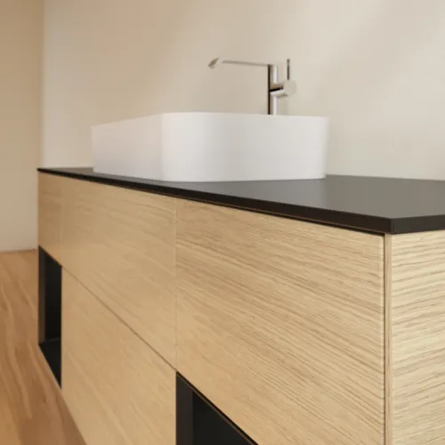 Bild von VILLEROY BOCH Finion Waschbeckenunterschrank, mit Beleuchtung, 4 Auszüge, 1600 x 603 x 501 mm, Oak Veneer / Black Matt Lacquer / Glass Black Matt #F332PDPC