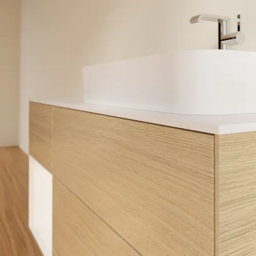 Bild von VILLEROY BOCH Finion Waschbeckenunterschrank, mit Beleuchtung, 3 Auszüge, 1200 x 603 x 501 mm, Oak Veneer / White Matt Lacquer / Glass White Matt #F391MTPC