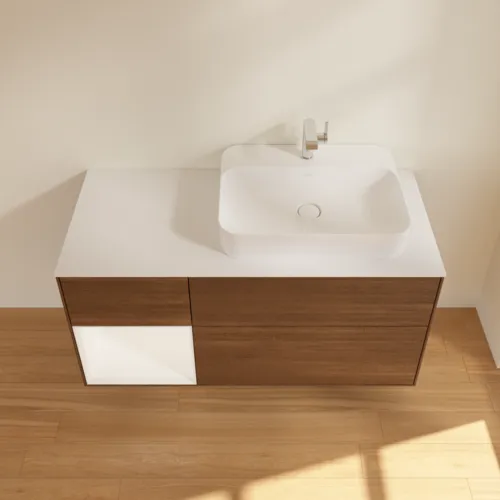 Bild von VILLEROY BOCH Finion Waschbeckenunterschrank, mit Beleuchtung, 3 Auszüge, 1200 x 603 x 501 mm, Walnut Veneer / White Matt Lacquer / Glass White Matt #F391MTGN