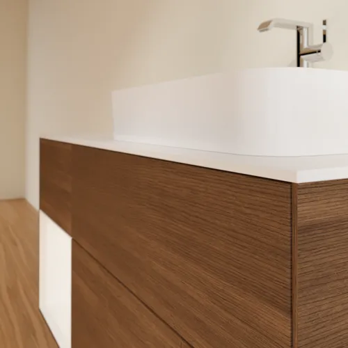 Bild von VILLEROY BOCH Finion Waschbeckenunterschrank, mit Beleuchtung, 3 Auszüge, 1200 x 603 x 501 mm, Walnut Veneer / White Matt Lacquer / Glass White Matt #F391MTGN