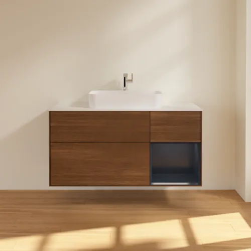 VILLEROY BOCH Finion Waschbeckenunterschrank, mit Beleuchtung, 3 Auszüge, 1200 x 603 x 501 mm, Walnut Veneer / Midnight Blue Matt Lacquer / Glass White Matt #F421HGGN, Bild 3