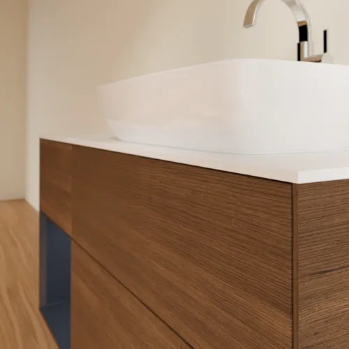 VILLEROY BOCH Finion Waschbeckenunterschrank, mit Beleuchtung, 3 Auszüge, 1200 x 603 x 501 mm, Walnut Veneer / Midnight Blue Matt Lacquer / Glass White Matt #F801HGGN, Bild 6