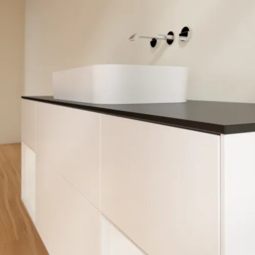 Bild von VILLEROY BOCH Finion Waschbeckenunterschrank, mit Beleuchtung, 4 Auszüge, 1600 x 603 x 501 mm, White Matt Lacquer / Glossy White Lacquer / Glass Black Matt #F742GFMT