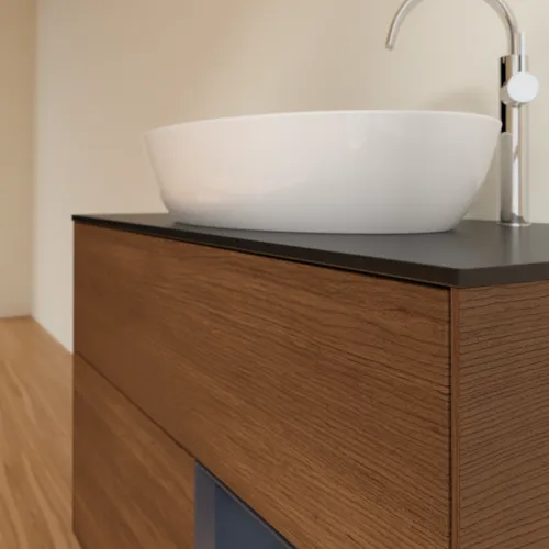 Bild von VILLEROY BOCH Finion Waschbeckenunterschrank, mit Beleuchtung, 2 Auszüge, 1000 x 603 x 501 mm, Walnut Veneer / Midnight Blue Matt Lacquer / Glass Black Matt #F902HGGN