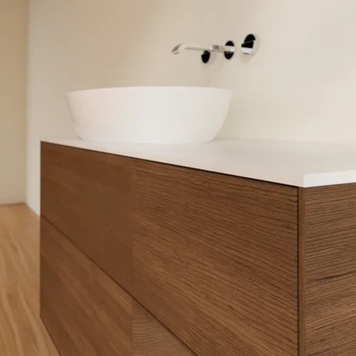 Bild von VILLEROY BOCH Finion Waschbeckenunterschrank, mit Beleuchtung, 3 Auszüge, 1200 x 603 x 501 mm, Walnut Veneer / Walnut Veneer / Glass White Matt #FA51GNGN